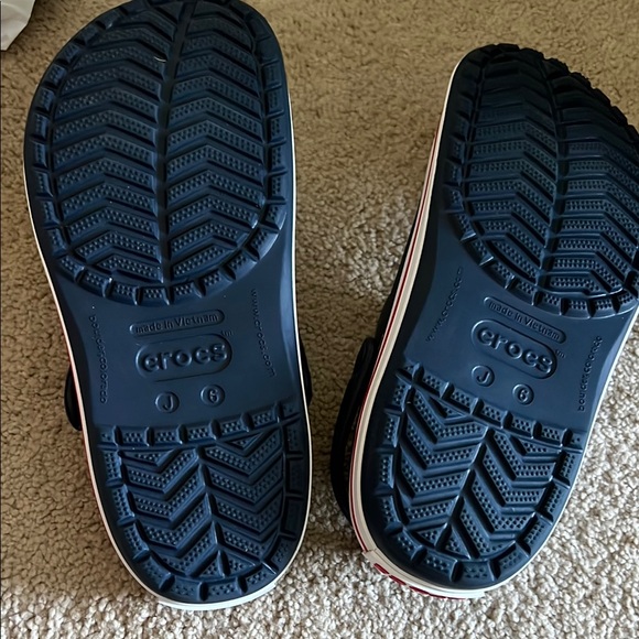 CROCS navy and Red Sandals with Classic Ventilation - Picture 5 of 5